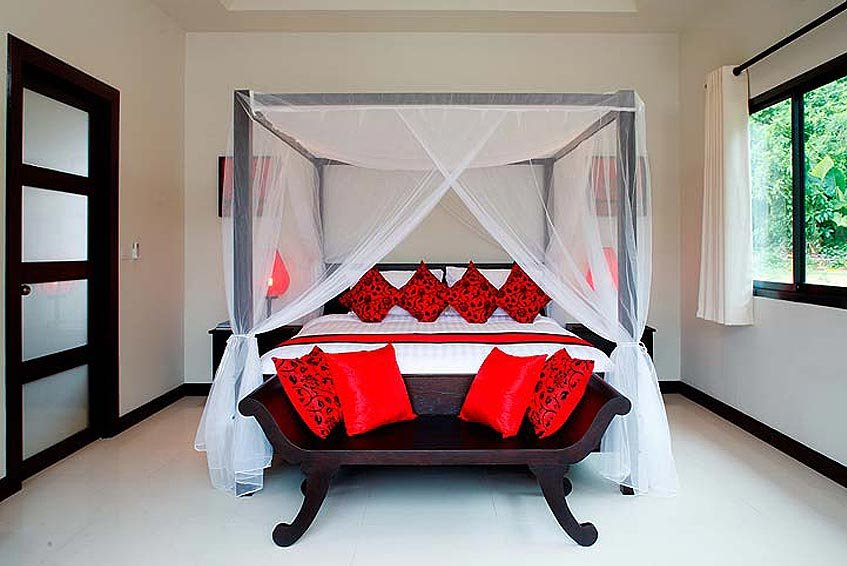 crystal villa nai harn phuket holiday rental four poster bed